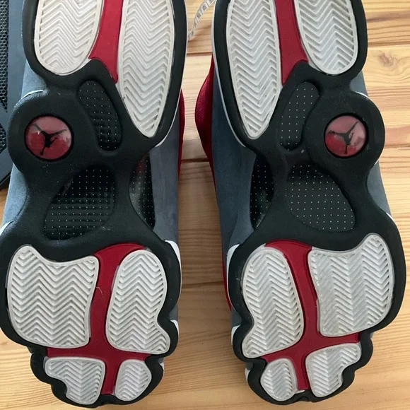 Air Jordan 13 Retro Gym Red Flint Grey shoe - Picture 5 of 7